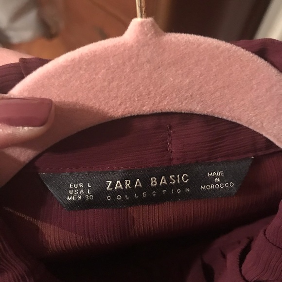 Zara ruffle top- wine - Picture 2 of 3